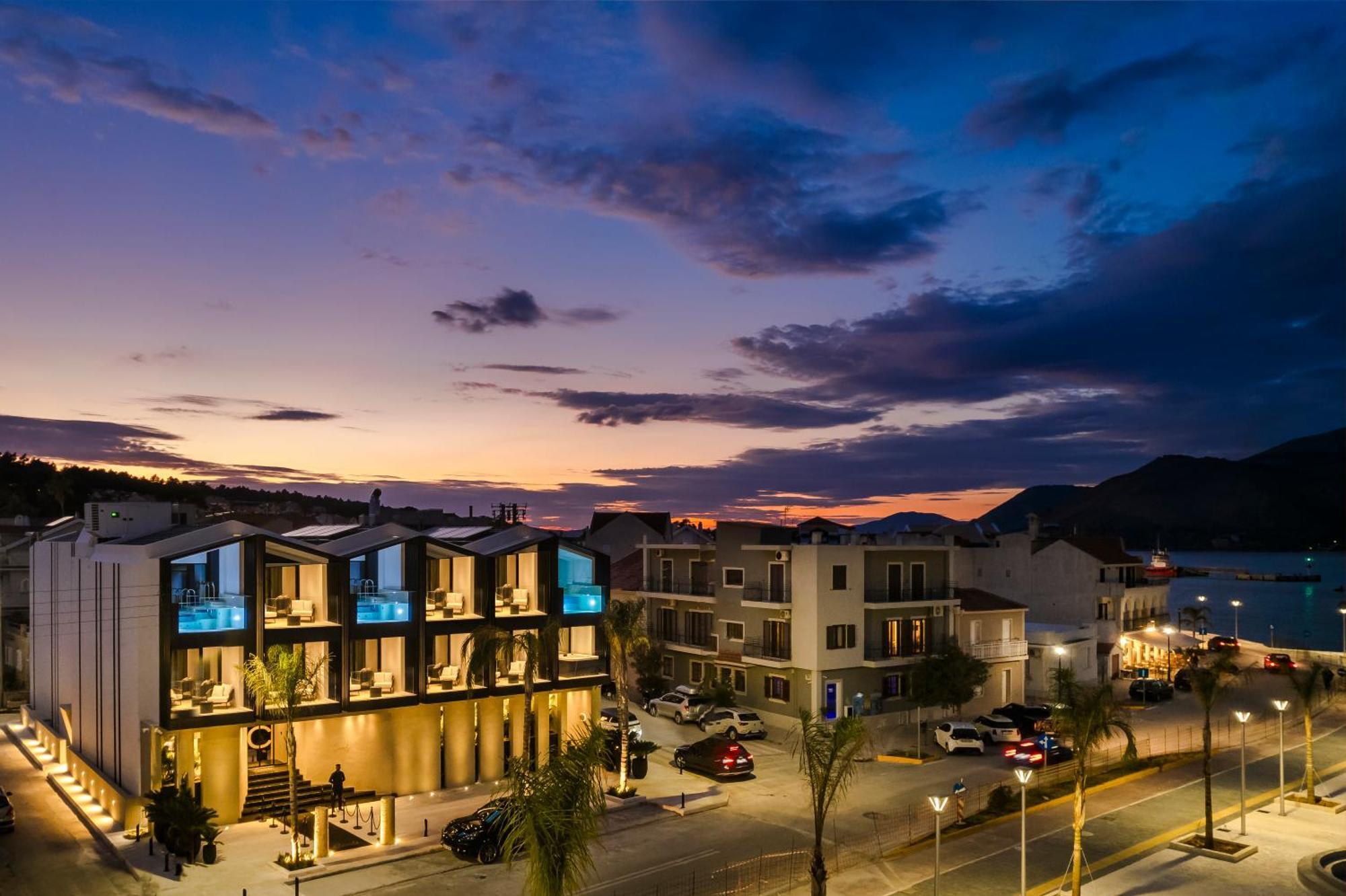 Casaly Hotel & Spa Аргостолион Екстериор снимка